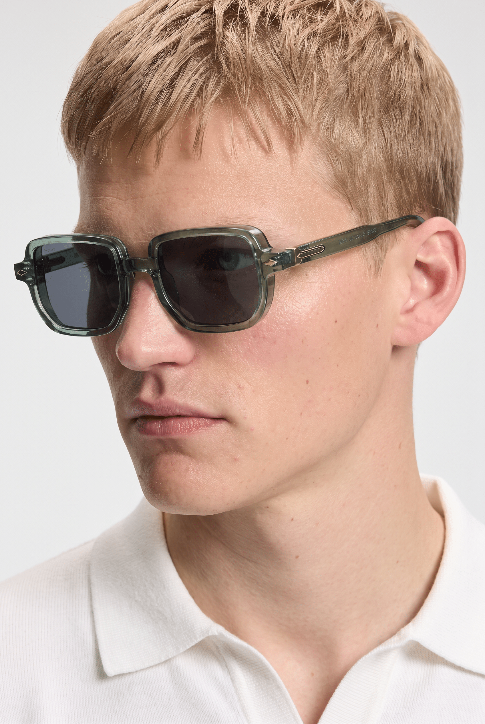 Men’s Sunglasses — Aspen - Crystal Green Frame | Dark Grey Lens - Rully Official