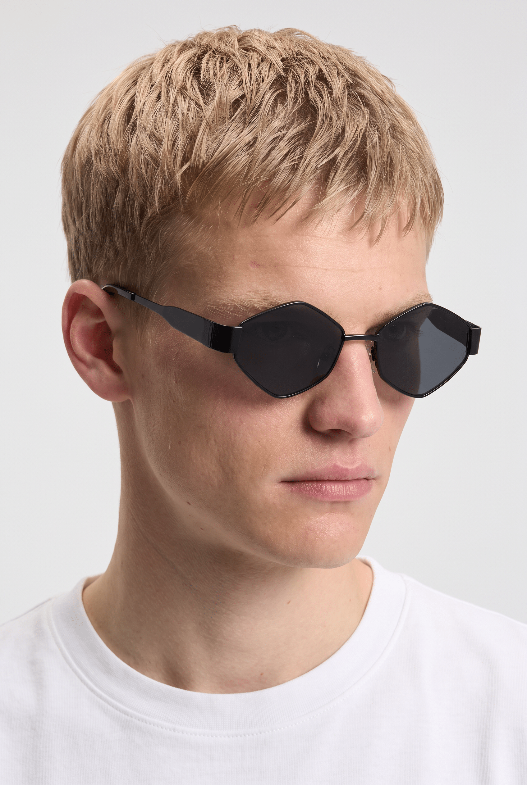 Men’s Sunglasses — Geneva - Black Frame | Dark Grey Lens - Rully Official